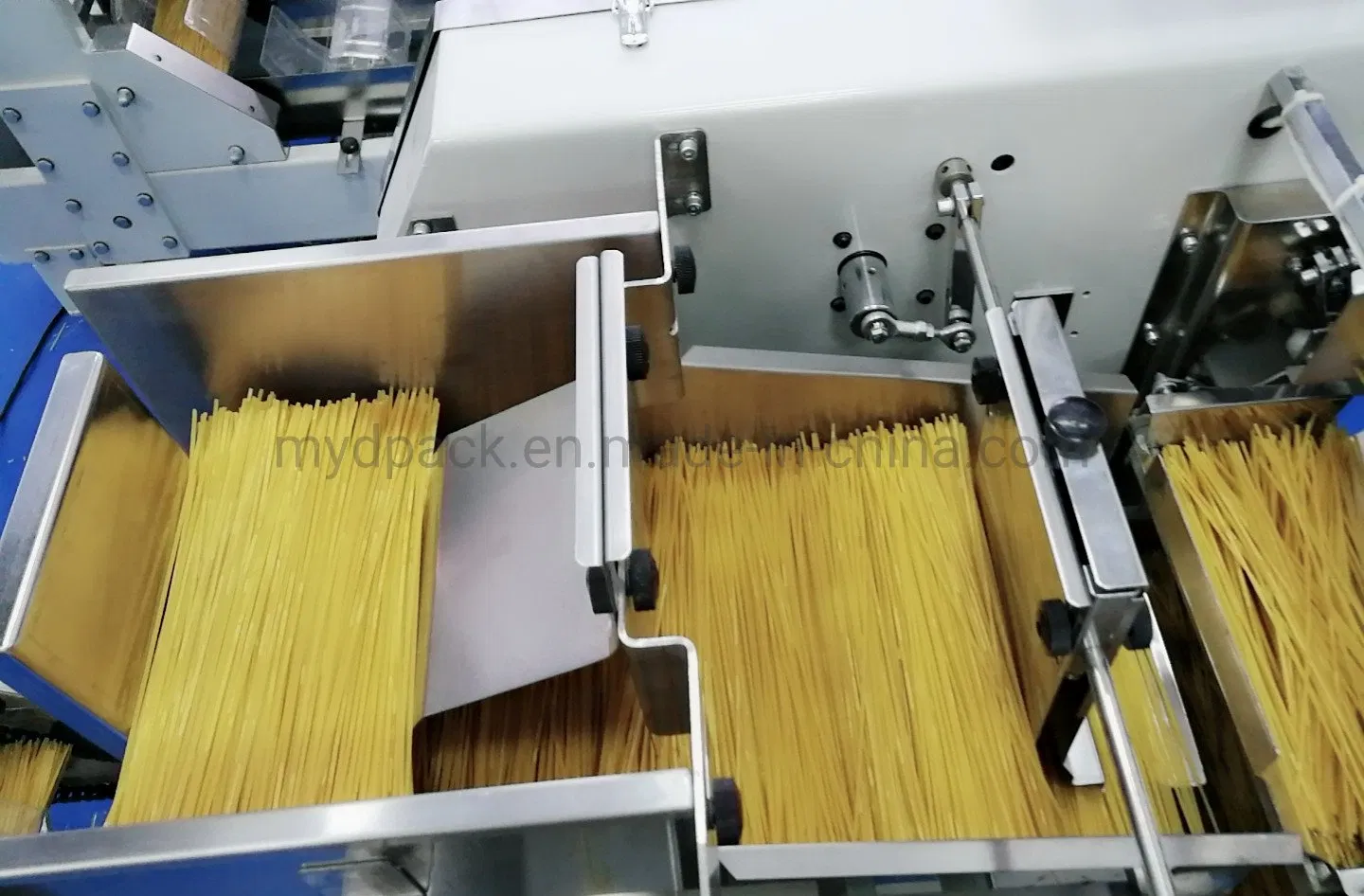 Automatic Noodle Spaghetti Pasta Filling Weighing Packing Packaging Machine Machinery Plastic Bag Filling Sealing Machine Food Packaging Machine