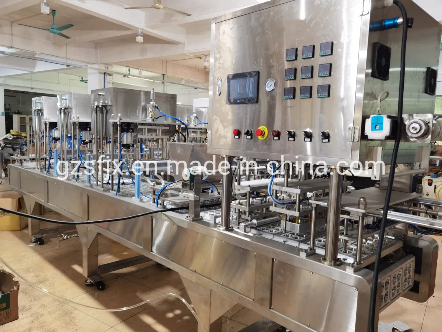 Automatic Spoon Honey Packing Machine Honey Cup Filling Plastic Products Tray Sealing Machine Mask Massage Food Packaging Filling Machine