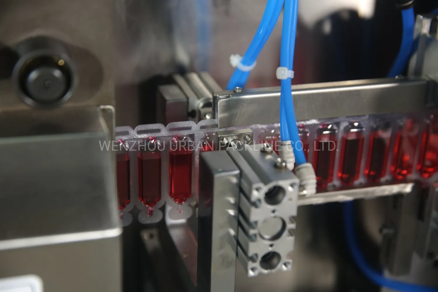 Plastic Ampoule Filling and Sealing Machine and Labeling Machine